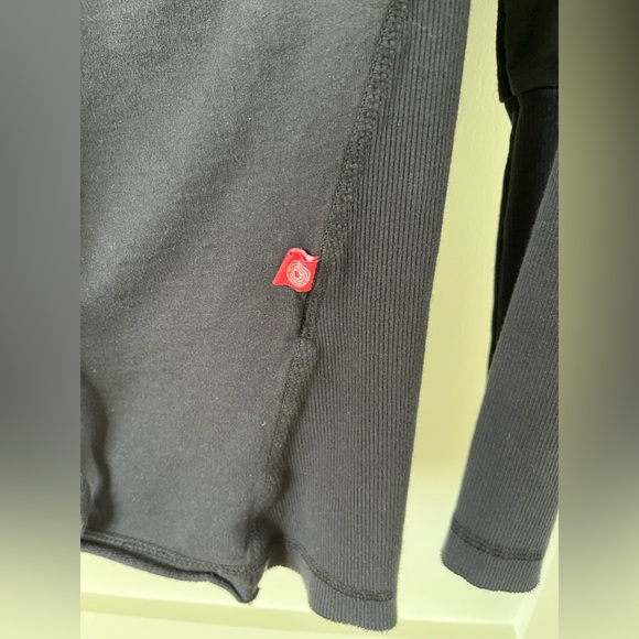 XCVI pullover with Hood - Picture 2 of 6